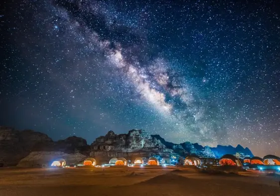 Wadi Rum luxury camp stargazing